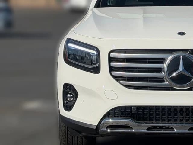 Mercedes-Benz GLB GLB 250 SUV 2026 — side view