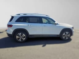 Mercedes-Benz GLB GLB 250 SUV 2026 — side view