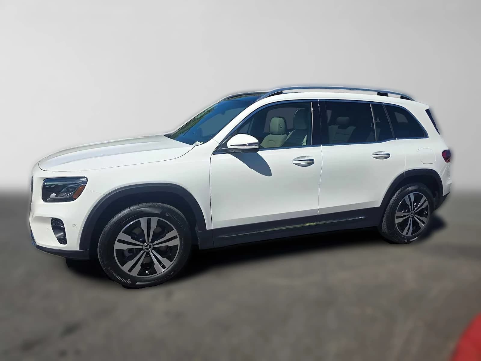 Mercedes-Benz GLB GLB 250 SUV 2026 — side view
