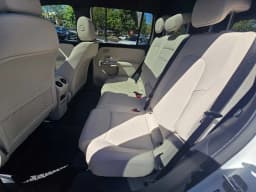 Mercedes-Benz GLB GLB 250 SUV 2026 — side view