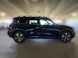Mercedes-Benz GLB GLB 250 SUV 2026 — side view