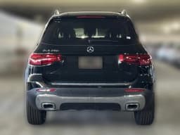 Mercedes-Benz GLB GLB 250 SUV 2026 — side view