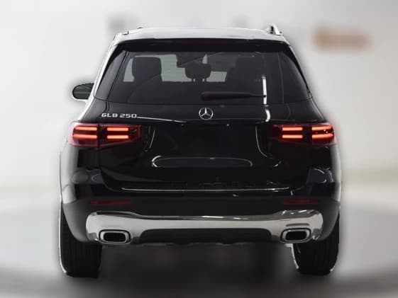 Mercedes-Benz GLB GLB 250 SUV 2026 — side view
