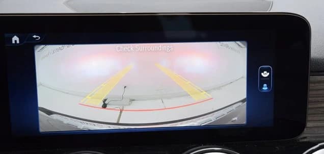 Mercedes-Benz GLB GLB 250 SUV 2026 — side view