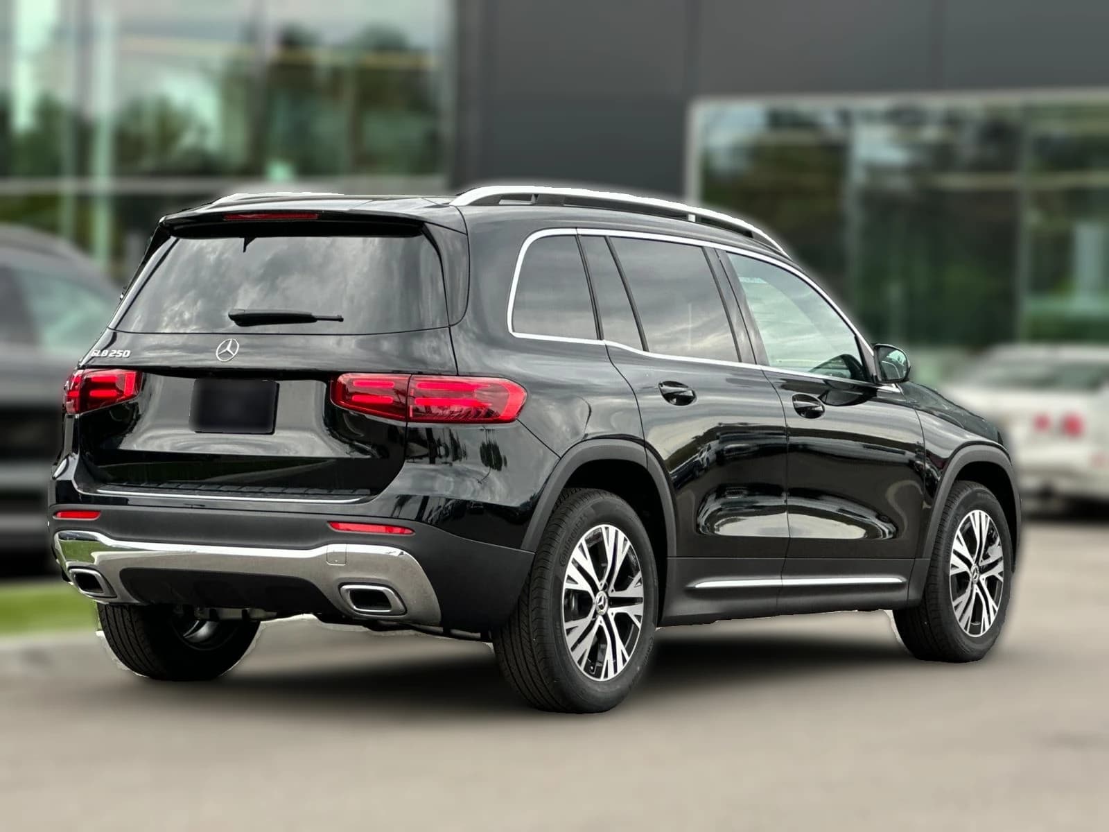 Mercedes-Benz GLB GLB 250 SUV 2026 — side view