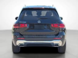 Mercedes-Benz GLB GLB 250 SUV 2026 — side view