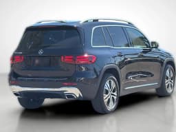 Mercedes-Benz GLB GLB 250 SUV 2026 — side view