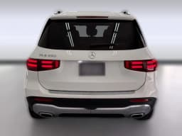 Mercedes-Benz GLB GLB 250 SUV 2026 — side view