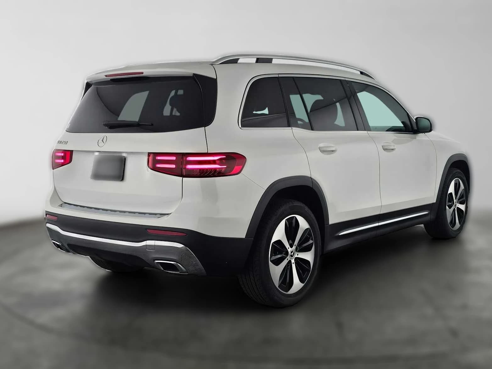 Mercedes-Benz GLB GLB 250 SUV 2026 — side view