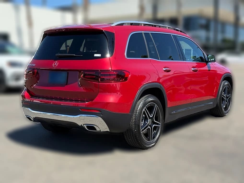 Mercedes-Benz GLB GLB 250 SUV 2026 — side view