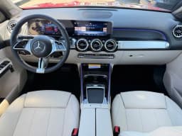 Mercedes-Benz GLB GLB 250 SUV 2026 — side view