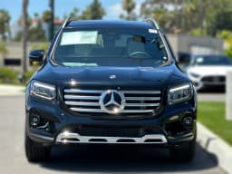 Mercedes-Benz GLB GLB 250 SUV 2026 — side view