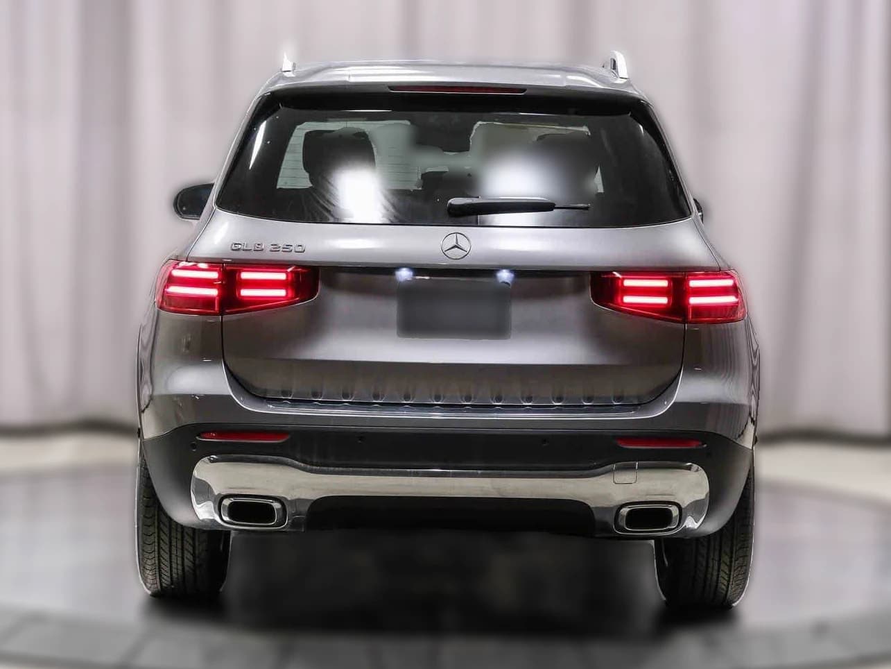 Mercedes-Benz GLB GLB 250 SUV 2026 — side view