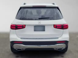 Mercedes-Benz GLB GLB 250 SUV 2026 — side view