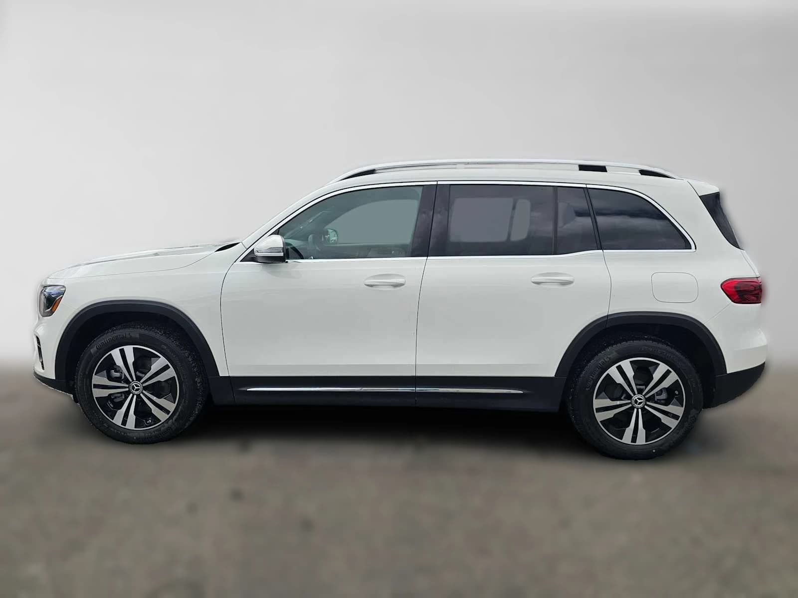 Mercedes-Benz GLB GLB 250 SUV 2026 — side view