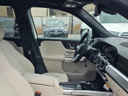 Mercedes-Benz GLB GLB 250 SUV 2026 — side view