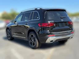 Mercedes-Benz GLB GLB 250 SUV 2026 — side view