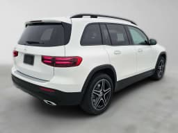 Mercedes-Benz GLB GLB 250 SUV 2026 — side view