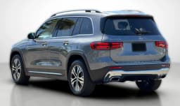Mercedes-Benz GLB GLB 250 SUV 2026 — side view