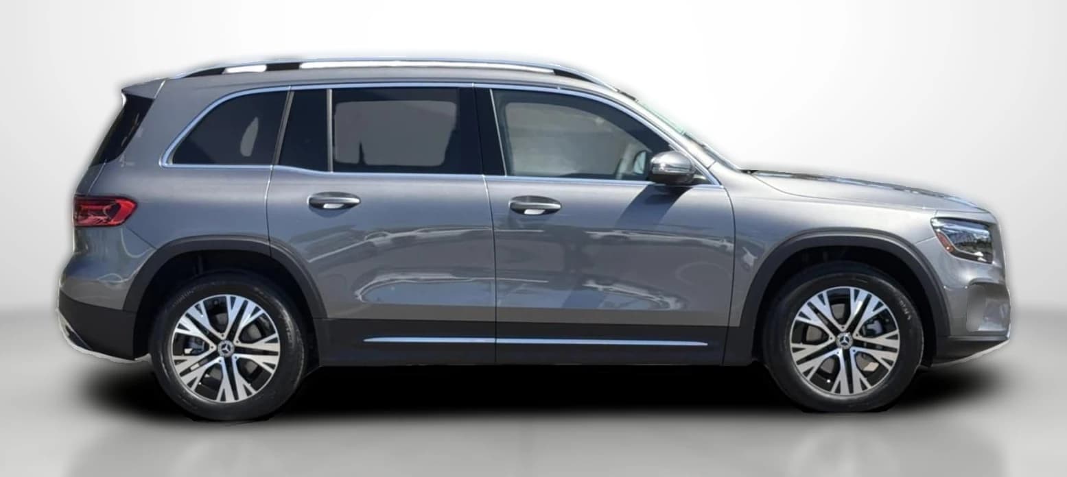 Mercedes-Benz GLB GLB 250 SUV 2026 — side view
