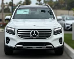 Mercedes-Benz GLB GLB 250 SUV 2026 — side view