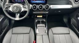 Mercedes-Benz GLB GLB 250 SUV 2026 — side view