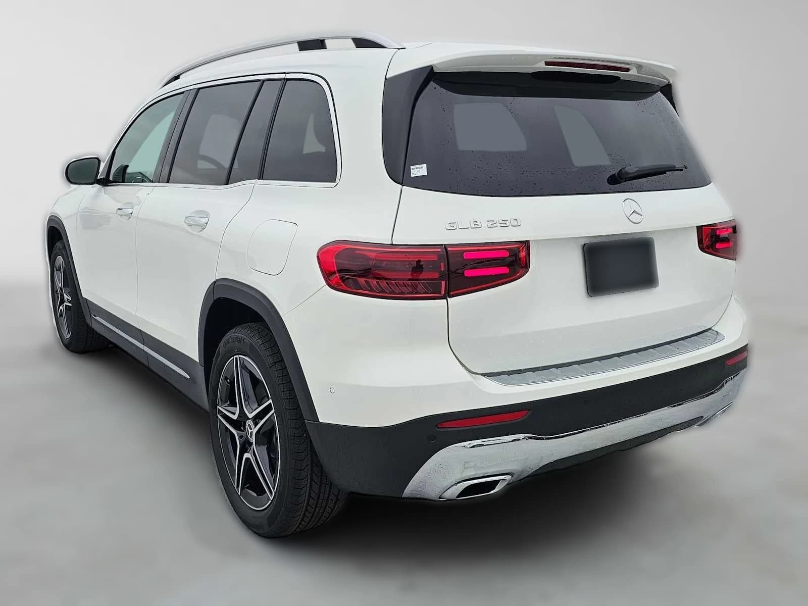 Mercedes-Benz GLB GLB 250 SUV 2026 — side view