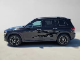 Mercedes-Benz GLB GLB 250 SUV 2026 — side view
