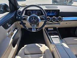 Mercedes-Benz GLB GLB 250 SUV 2026 — side view
