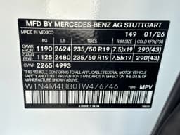Mercedes-Benz GLB GLB 250 4MATIC SUV 2026 — side view