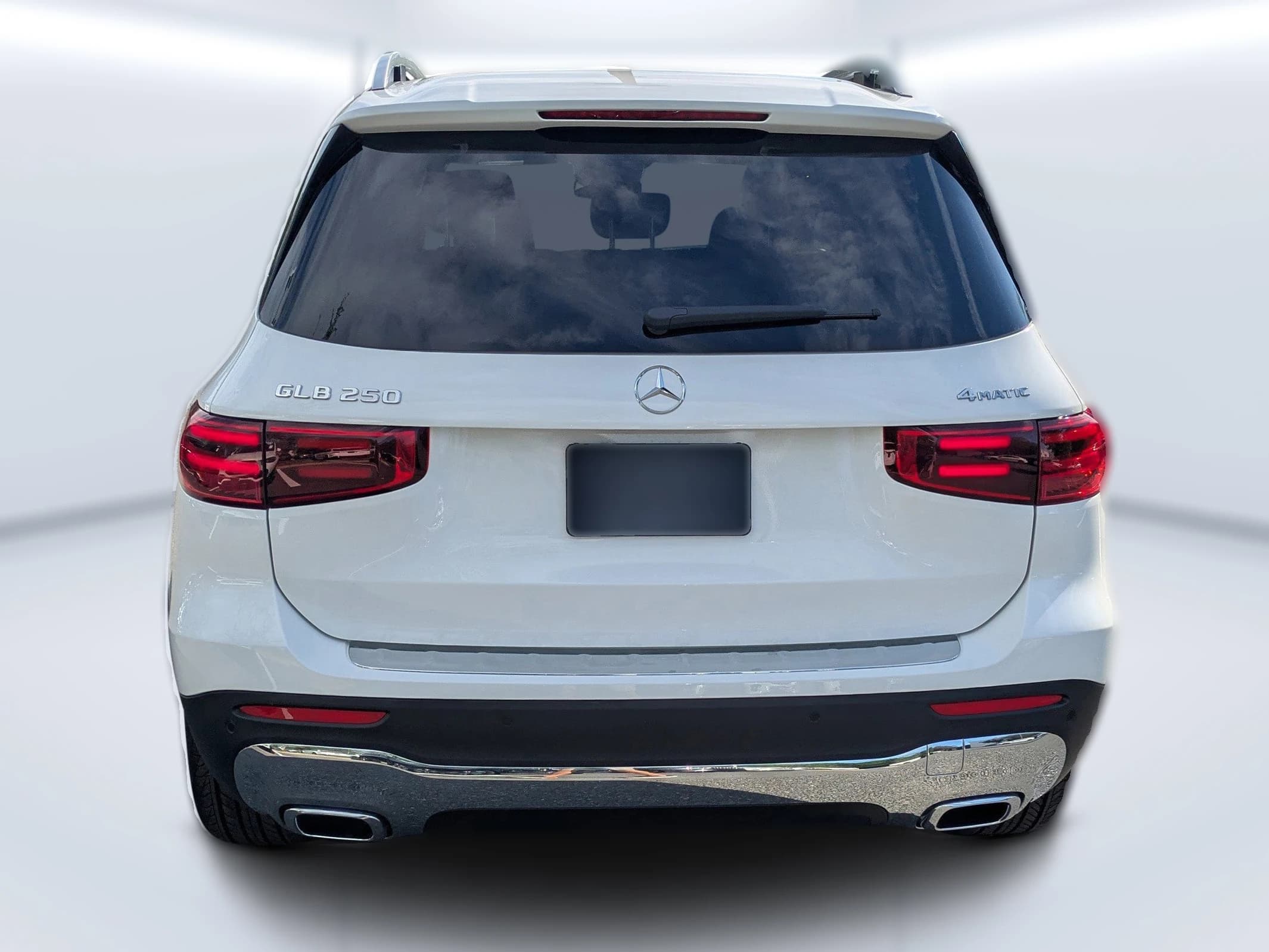 Mercedes-Benz GLB GLB 250 4MATIC SUV 2026 — side view