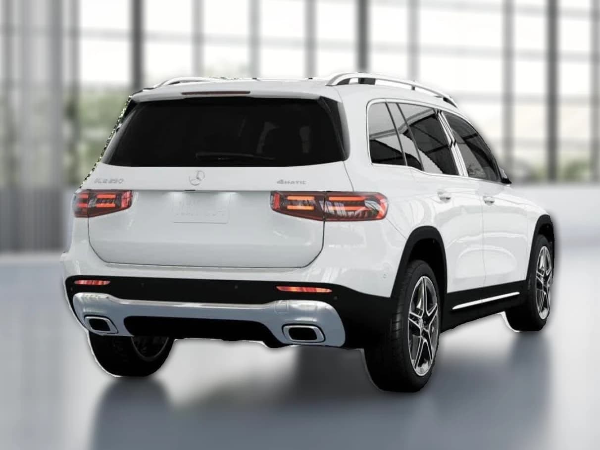 Mercedes-Benz GLB GLB 250 4MATIC SUV 2026 — side view