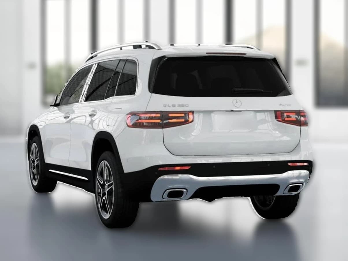 Mercedes-Benz GLB GLB 250 4MATIC SUV 2026 — side view