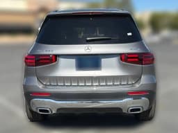 Mercedes-Benz GLB GLB 250 4MATIC SUV 2026 — side view