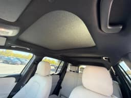Mercedes-Benz GLB GLB 250 4MATIC SUV 2026 — side view
