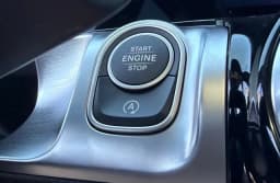 Mercedes-Benz GLB GLB 250 4MATIC SUV 2026 — side view