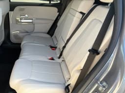 Mercedes-Benz GLB GLB 250 4MATIC SUV 2026 — side view