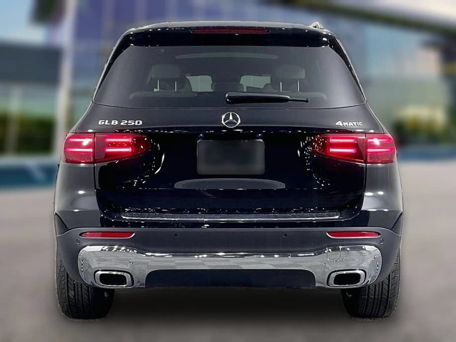 Mercedes-Benz GLB GLB 250 4MATIC SUV 2026 — side view