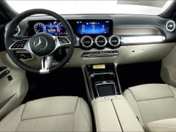 Mercedes-Benz GLB GLB 250 4MATIC SUV 2026 — side view