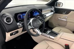 Mercedes-Benz GLB GLB 250 4MATIC SUV 2026 — side view