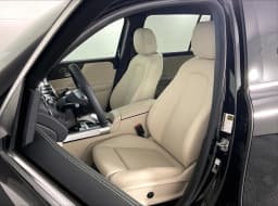 Mercedes-Benz GLB GLB 250 4MATIC SUV 2026 — side view