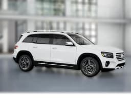 Mercedes-Benz GLB GLB 250 4MATIC SUV 2026 — side view