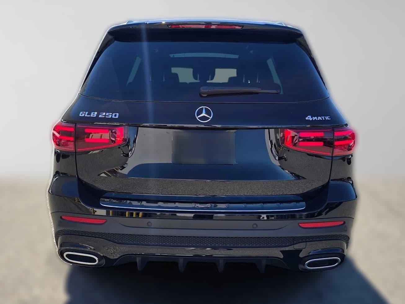 Mercedes-Benz GLB GLB 250 4MATIC SUV 2026 — side view