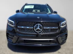 Mercedes-Benz GLB GLB 250 4MATIC SUV 2026 — side view