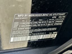 Mercedes-Benz GLB GLB 250 4MATIC SUV 2026 — side view