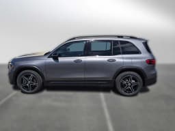 Mercedes-Benz GLB GLB 250 4MATIC SUV 2026 — side view