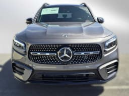 Mercedes-Benz GLB GLB 250 4MATIC SUV 2026 — side view