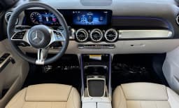 Mercedes-Benz GLB GLB 250 4MATIC SUV 2026 — side view
