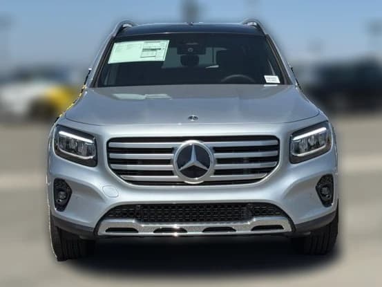 Mercedes-Benz GLB GLB 250 4MATIC SUV 2026 — side view