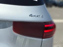 Mercedes-Benz GLB GLB 250 4MATIC SUV 2026 — side view